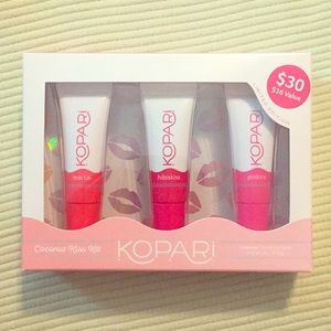 !!SOLD!! Kopari Coconut Kiss Kit